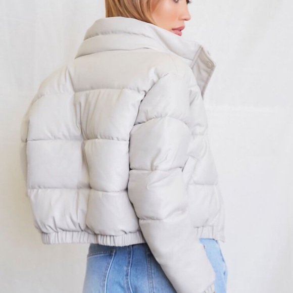 Forever21 Beige Faux Leather puffer bomber crop jacket - Picture 4 of 4